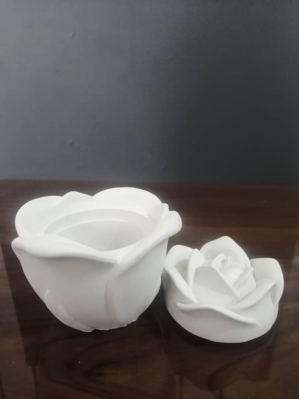 قالب سیلیکونی بانکه طرح گل رز (ست بدنه و درب)